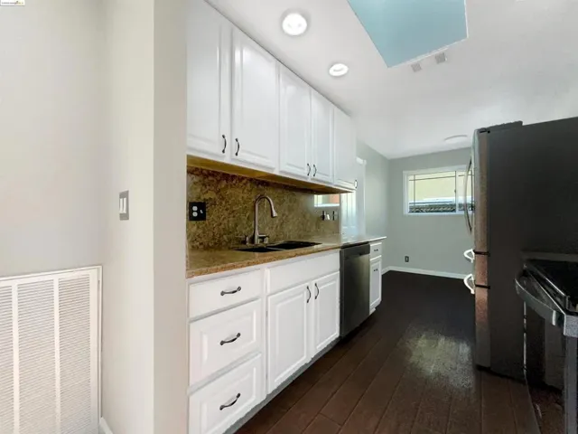 136 Longview Dr, Vacaville, California 95687