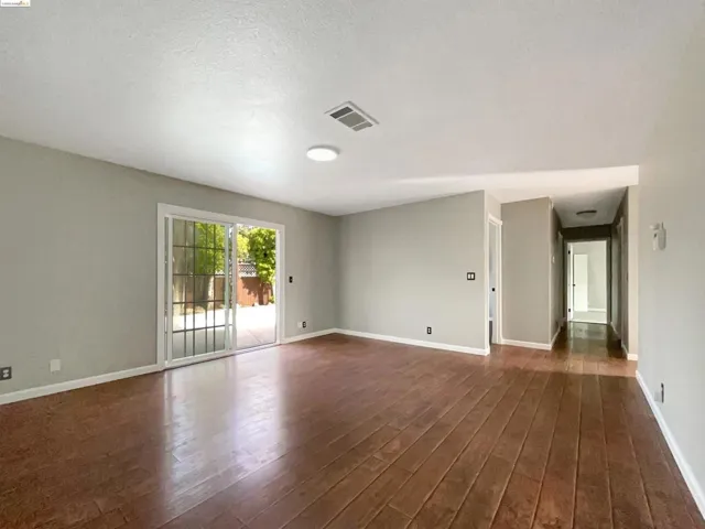 136 Longview Dr, Vacaville, California 95687
