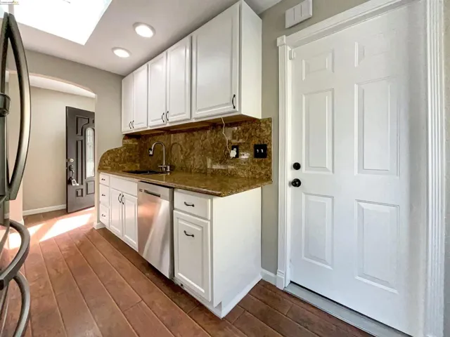 136 Longview Dr, Vacaville, California 95687