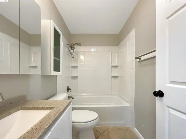 136 Longview Dr, Vacaville, California 95687