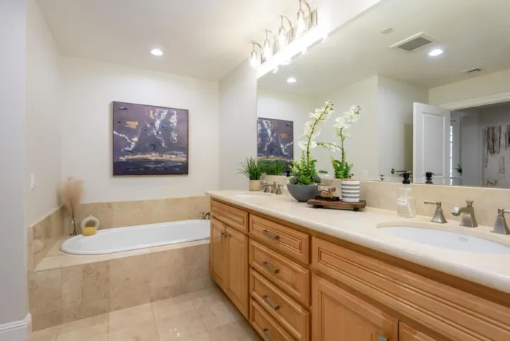 315 Homer Avenue 307, Palo Alto, California 94301