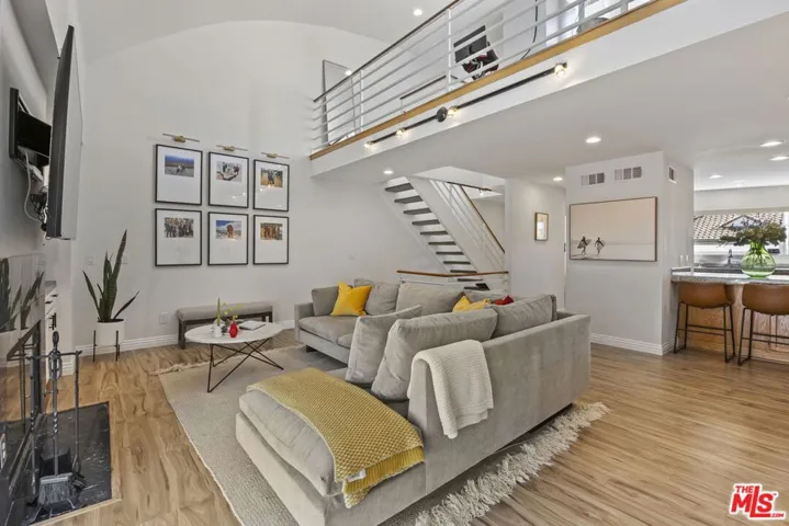 1019 Grant Street B, Santa Monica, California 90405
