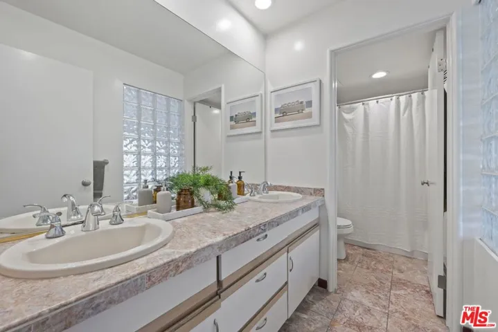 1019 Grant Street B, Santa Monica, California 90405