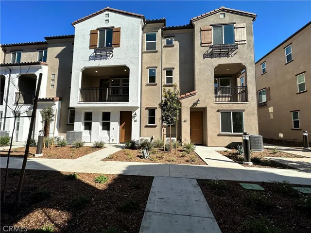 2317 W Broadway 40, Anaheim, California 92804