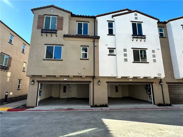 2317 W Broadway 40, Anaheim, California 92804
