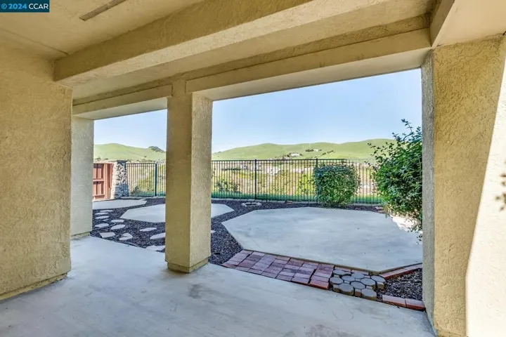 6508 Deerfield Dr, Vallejo, California 94591