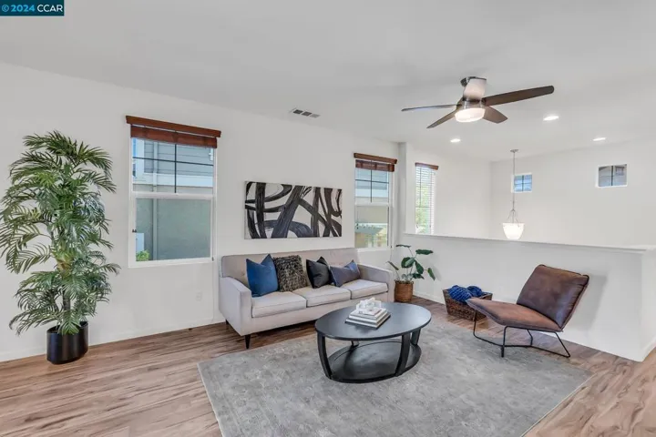 6508 Deerfield Dr, Vallejo, California 94591