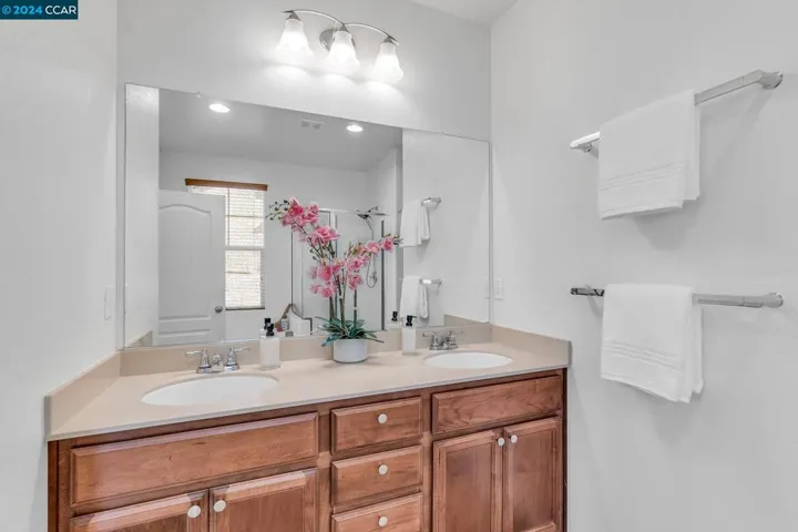 6508 Deerfield Dr, Vallejo, California 94591