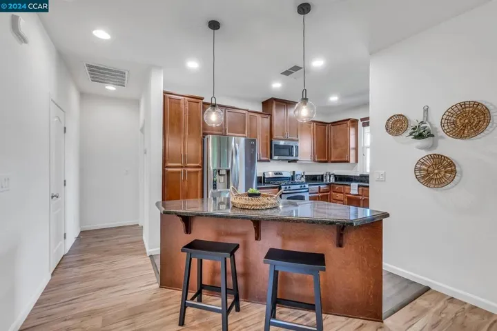 6508 Deerfield Dr, Vallejo, California 94591