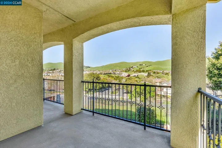 6508 Deerfield Dr, Vallejo, California 94591
