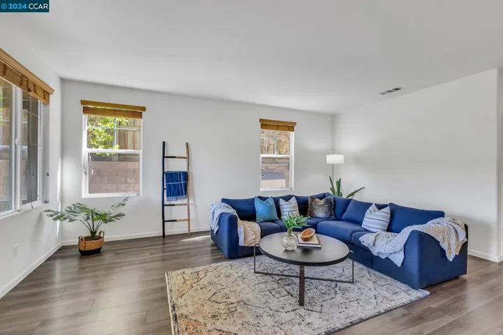 6508 Deerfield Dr, Vallejo, California 94591