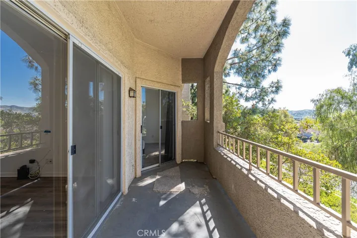 1001 La Terraza Circle 207, Corona, California 92879