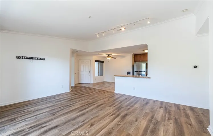 1001 La Terraza Circle 207, Corona, California 92879