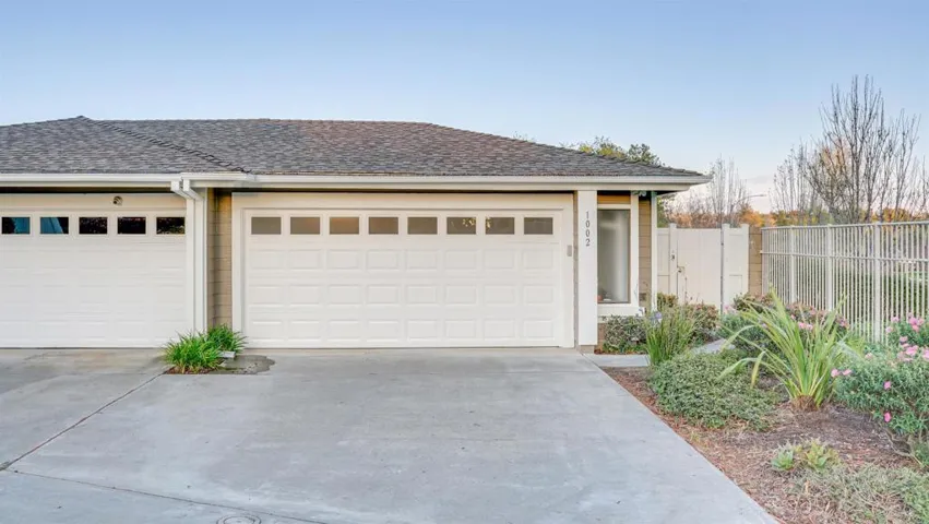 1002 Brewley Lane, Vista, California 92081