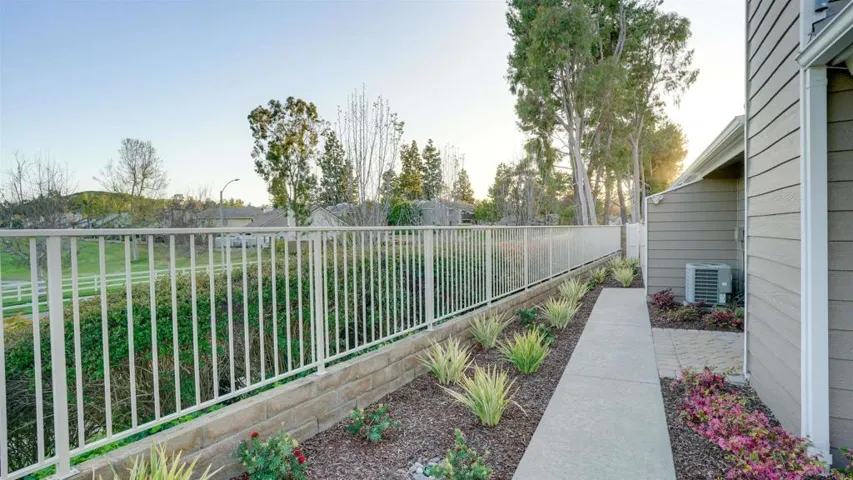 1002 Brewley Lane, Vista, California 92081