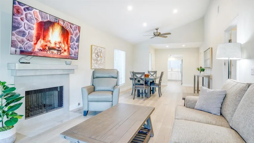 1002 Brewley Lane, Vista, California 92081