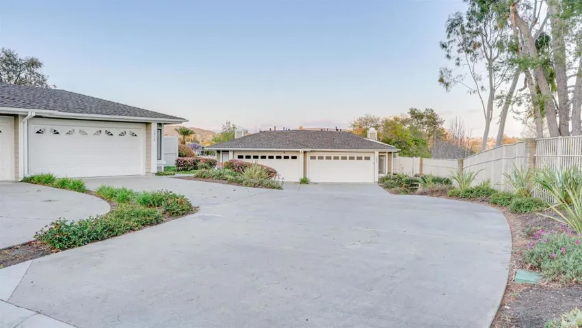 1002 Brewley Lane, Vista, California 92081