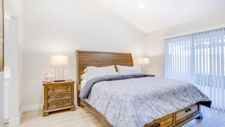 1002 Brewley Lane, Vista, California 92081