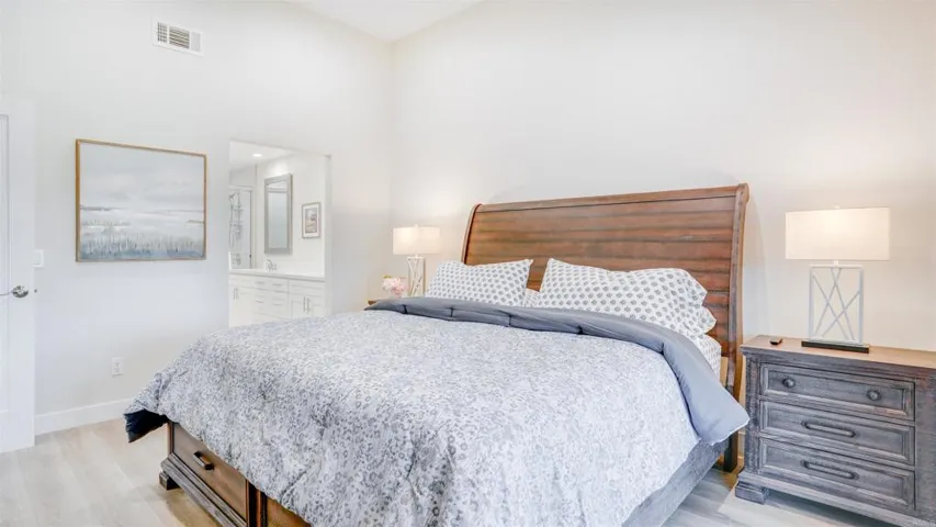 1002 Brewley Lane, Vista, California 92081
