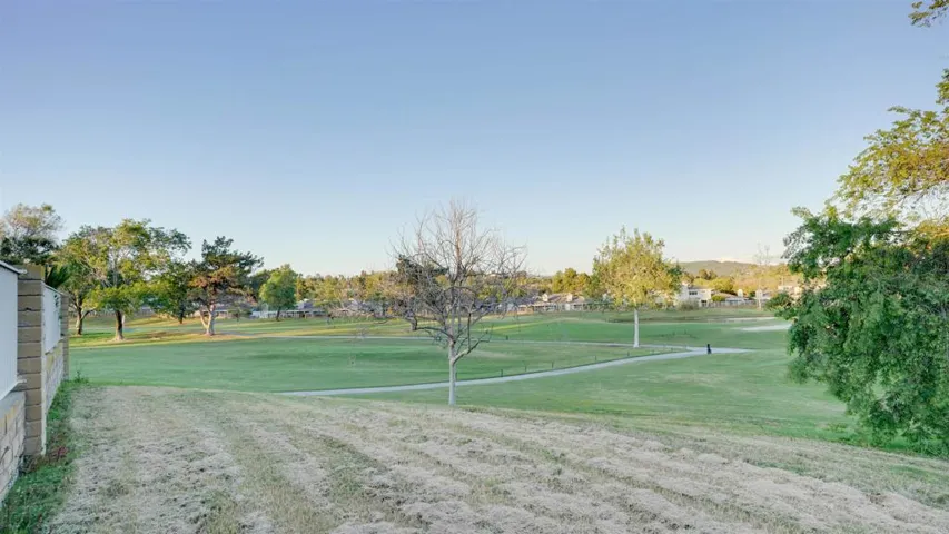 1002 Brewley Lane, Vista, California 92081