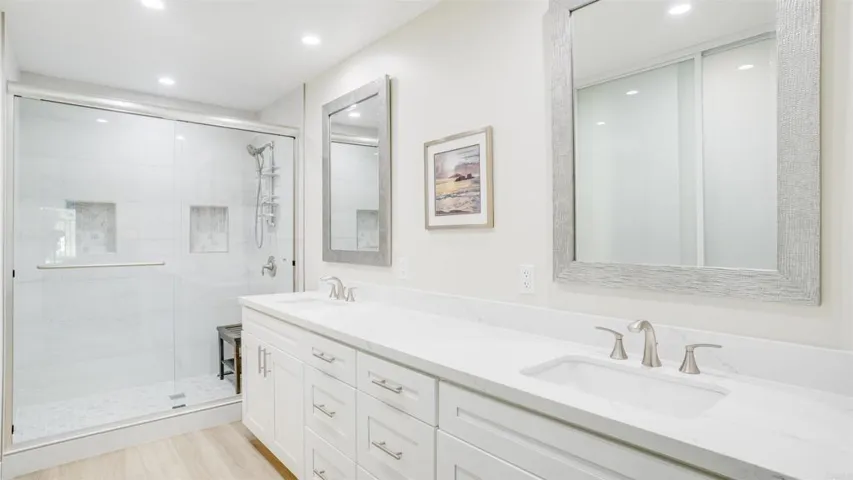 1002 Brewley Lane, Vista, California 92081
