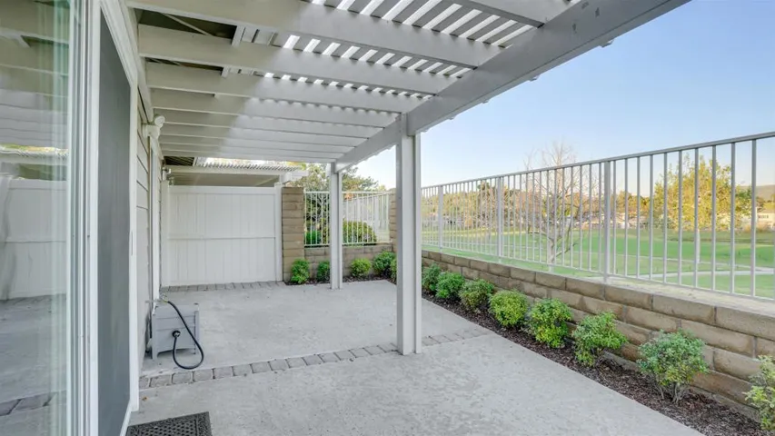 1002 Brewley Lane, Vista, California 92081