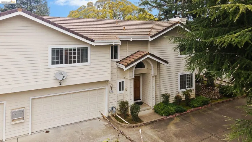 19705 Redwood Rd, Castro Valley, California 94546