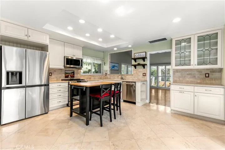 22882 Montalvo Road, Laguna Niguel, California 92677