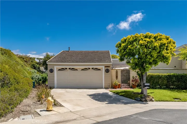 22882 Montalvo Road, Laguna Niguel, California 92677