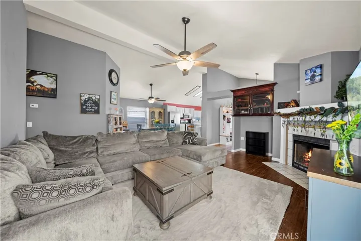 20245 Shadow Island Drive, Canyon Country, California 91351