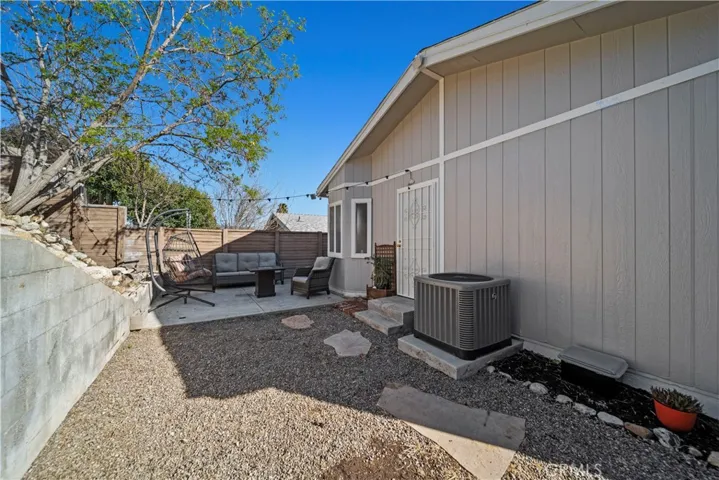 20245 Shadow Island Drive, Canyon Country, California 91351