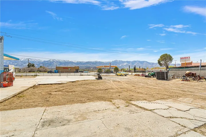 32696 State Highway 18, Lucerne Valley, California 92356