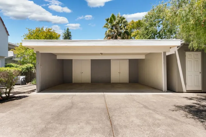 735737 Middlefield Road, Palo Alto, California 94301