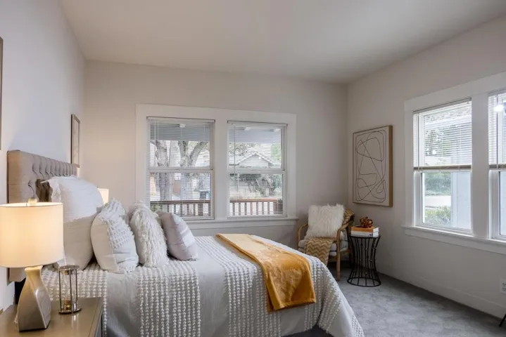 735737 Middlefield Road, Palo Alto, California 94301