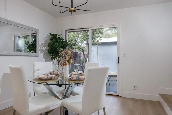 735737 Middlefield Road, Palo Alto, California 94301
