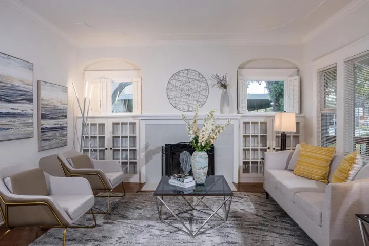 735737 Middlefield Road, Palo Alto, California 94301