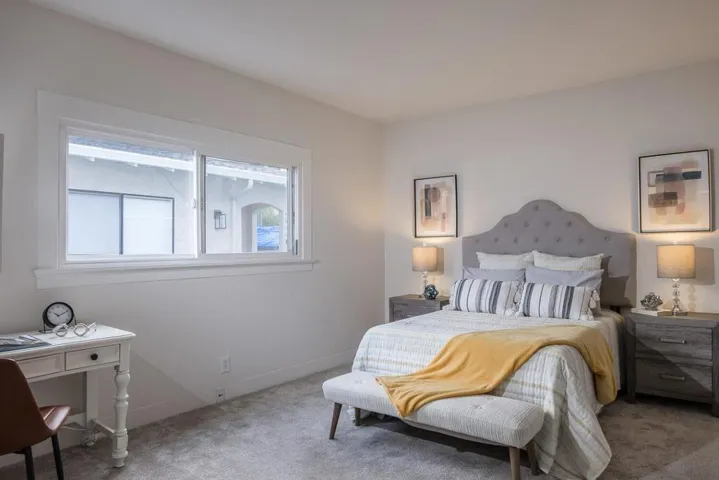 735737 Middlefield Road, Palo Alto, California 94301