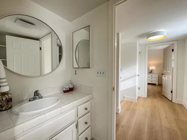 735737 Middlefield Road, Palo Alto, California 94301