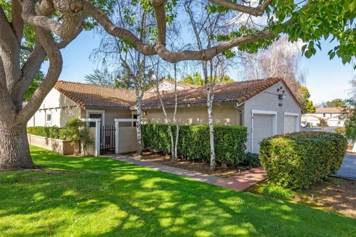 425 W Rincon Avenue A, Campbell, California 95008
