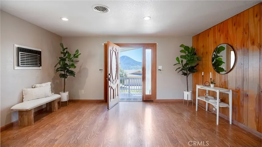 7804 Richard Drive, Lucerne, California 95458