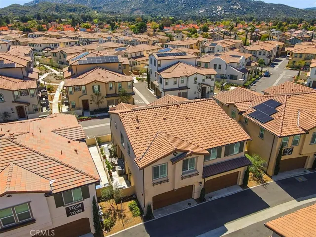 31232 Via Nubes, Temecula, California 92592