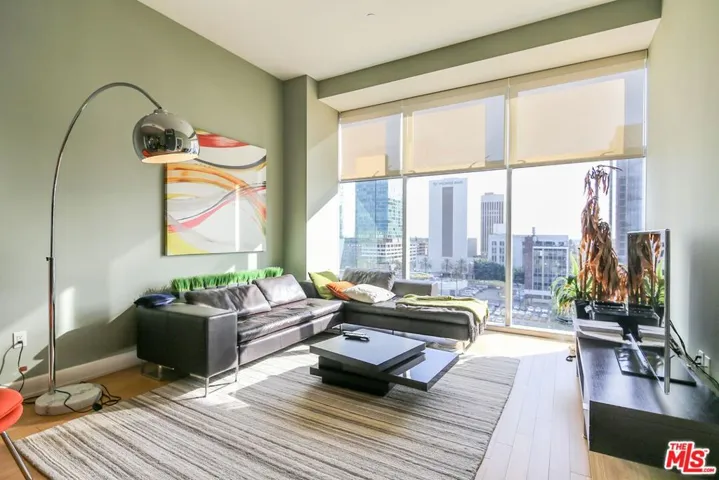 3223 W 6th Street 805, Los Angeles, California 90020