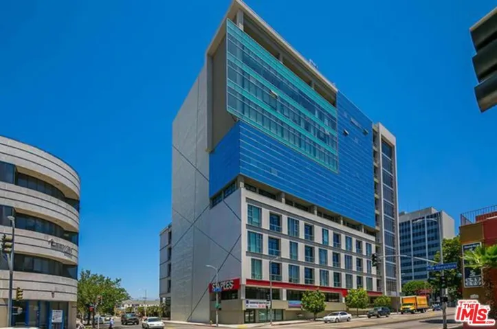 3223 W 6th Street 805, Los Angeles, California 90020