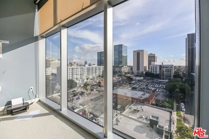 3223 W 6th Street 805, Los Angeles, California 90020