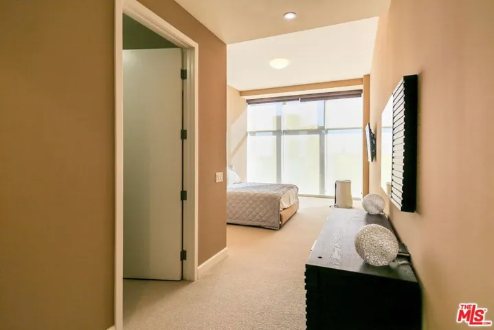 3223 W 6th Street 805, Los Angeles, California 90020