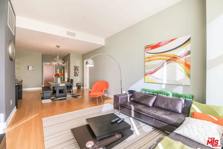 3223 W 6th Street 805, Los Angeles, California 90020