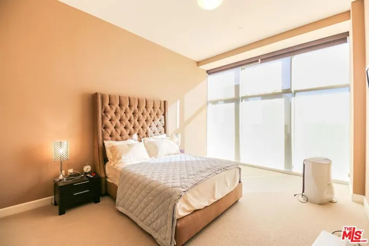 3223 W 6th Street 805, Los Angeles, California 90020