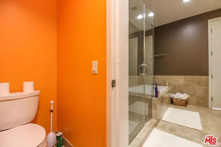 3223 W 6th Street 805, Los Angeles, California 90020