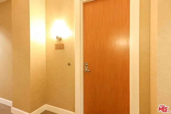 3223 W 6th Street 805, Los Angeles, California 90020