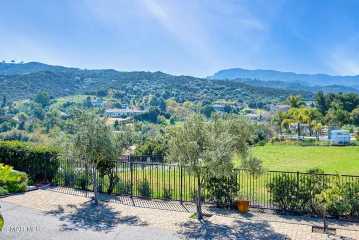 470 Helga Ct Thousand Oaks MLS_Dewing  (
